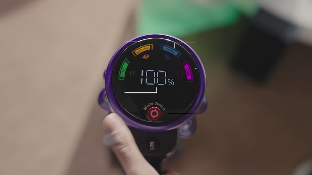 Odkurzacz ERABROS EV5 sprząta rozsypane okruchy z podświetleniem LED